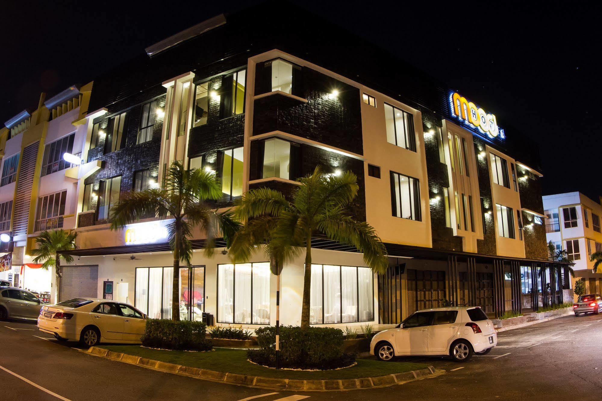 Mood Hotel Johor Bahru Exterior photo